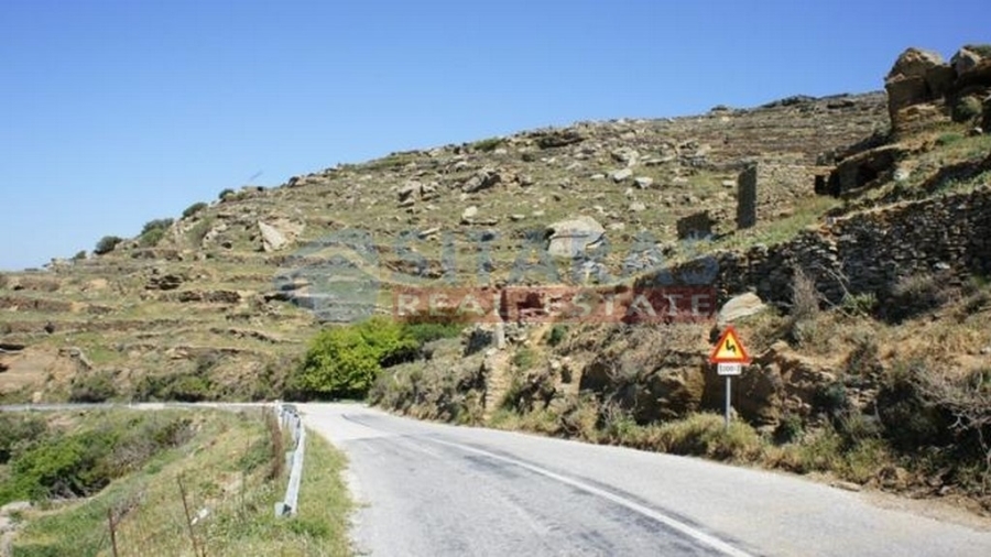(En vente) Valorisation de la Terre Lopin de terre || Cyclades/Tinos-Exomvourgo - 6.790 M2, 250.000€ 