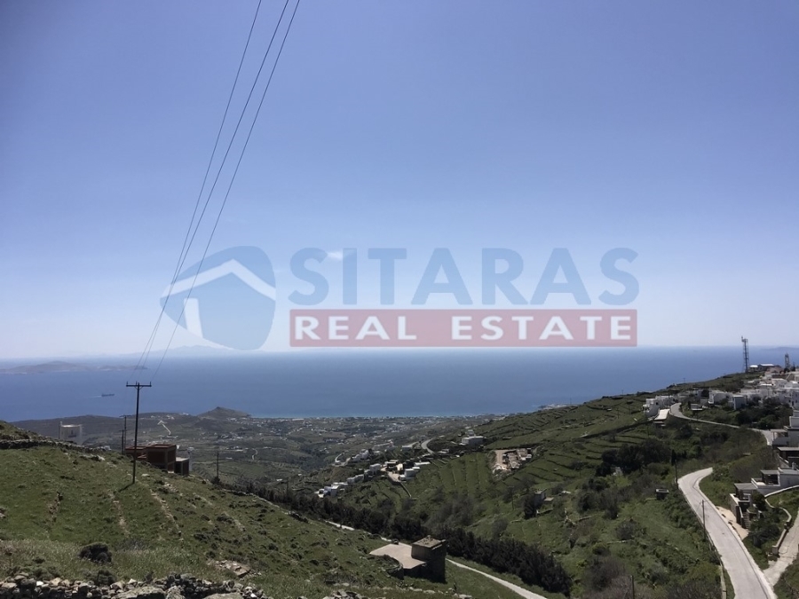 (En vente) Valorisation de la Terre Lopin de terre || Cyclades/Tinos Chora - 4.454 M2, 140.000€ 