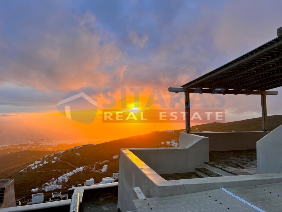 (En vente) Habitation Maison indépendante || Cyclades/Tinos Chora - 93 M2, 2 Chambres à coucher, 310.000€ 