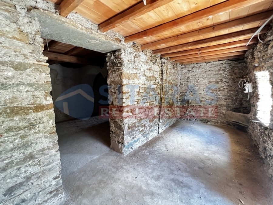 (For Sale) Residential Traditional Residences || Cyclades/Tinos Chora - 101 Sq.m, 2 Bedrooms, 105.000€ 