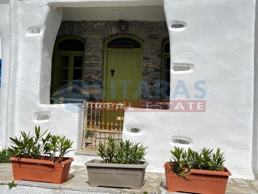 (En location) Habitation Appartement || Cyclades/Tinos-Exomvourgo - 74 M2, 1 Chambres à coucher, 420€ 
