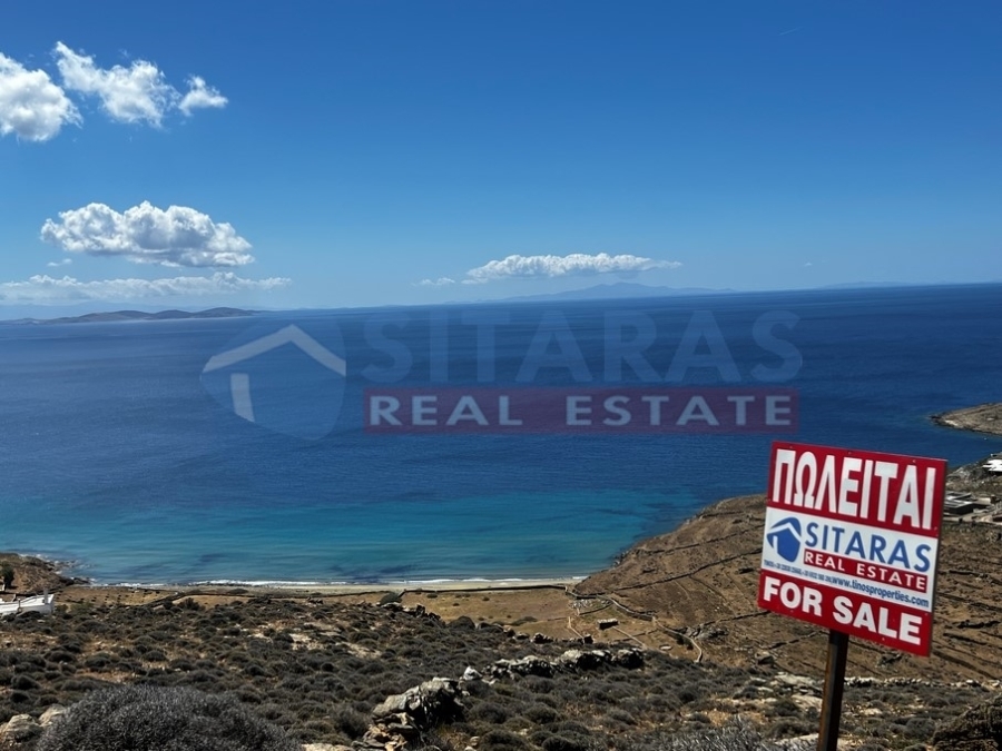 (En vente) Valorisation de la Terre Lopin de terre || Cyclades/Tinos Chora - 10.193 M2, 380.000€ 