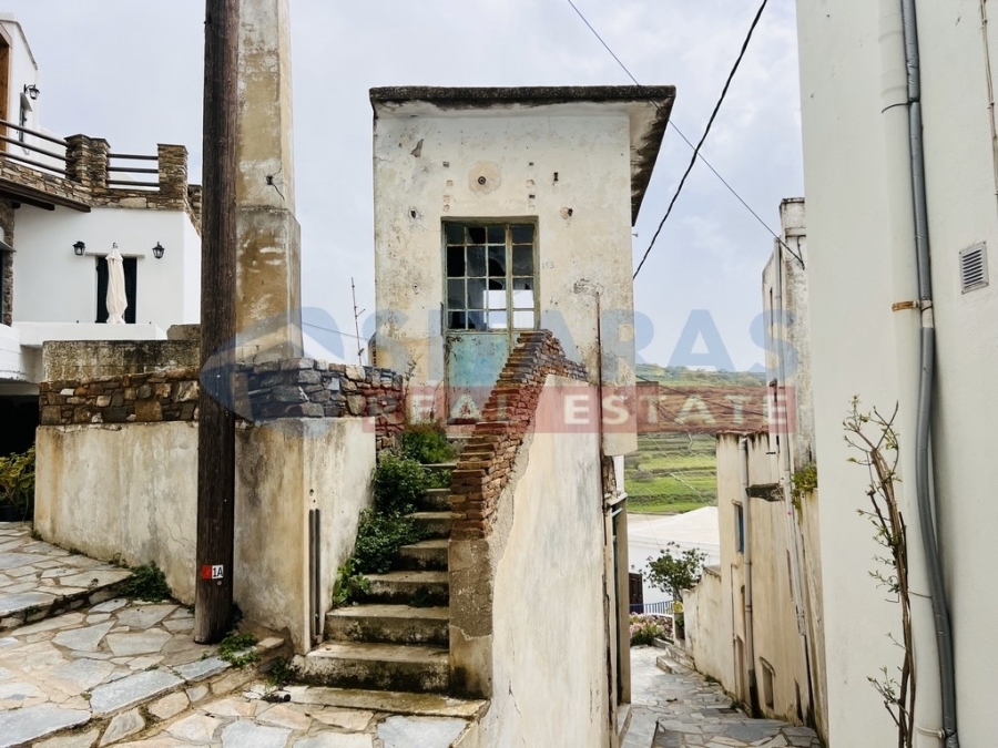 (For Sale) Residential Traditional Residences || Cyclades/Tinos Chora - 117 Sq.m, 105.000€ 
