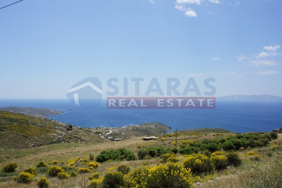 (En vente) Valorisation de la Terre Lopin de terre || Cyclades/Tinos Chora - 4.115 M2, 150.000€ 