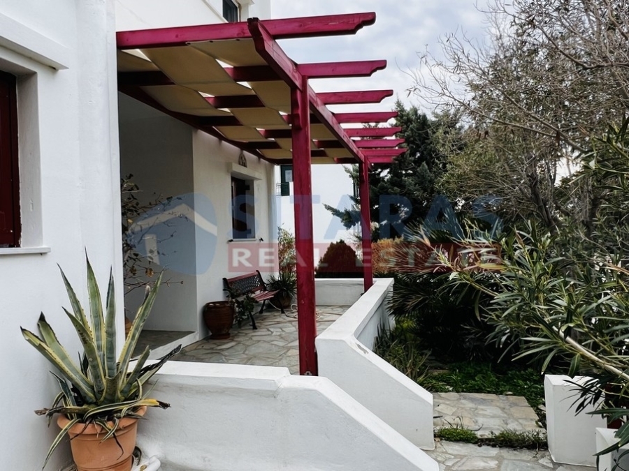 (En location) Habitation Appartement || Cyclades/Tinos Chora - 63 M2, 2 Chambres à coucher, 530€ 