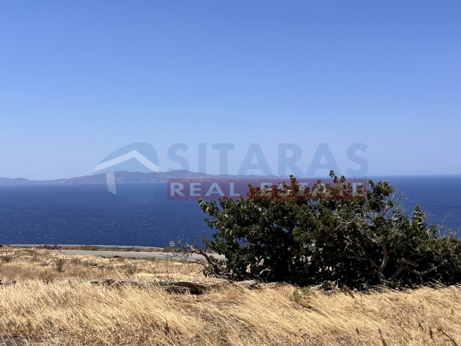 (En vente) Valorisation de la Terre Lopin de terre || Cyclades/Tinos Chora - 8.990 M2, 360.000€ 